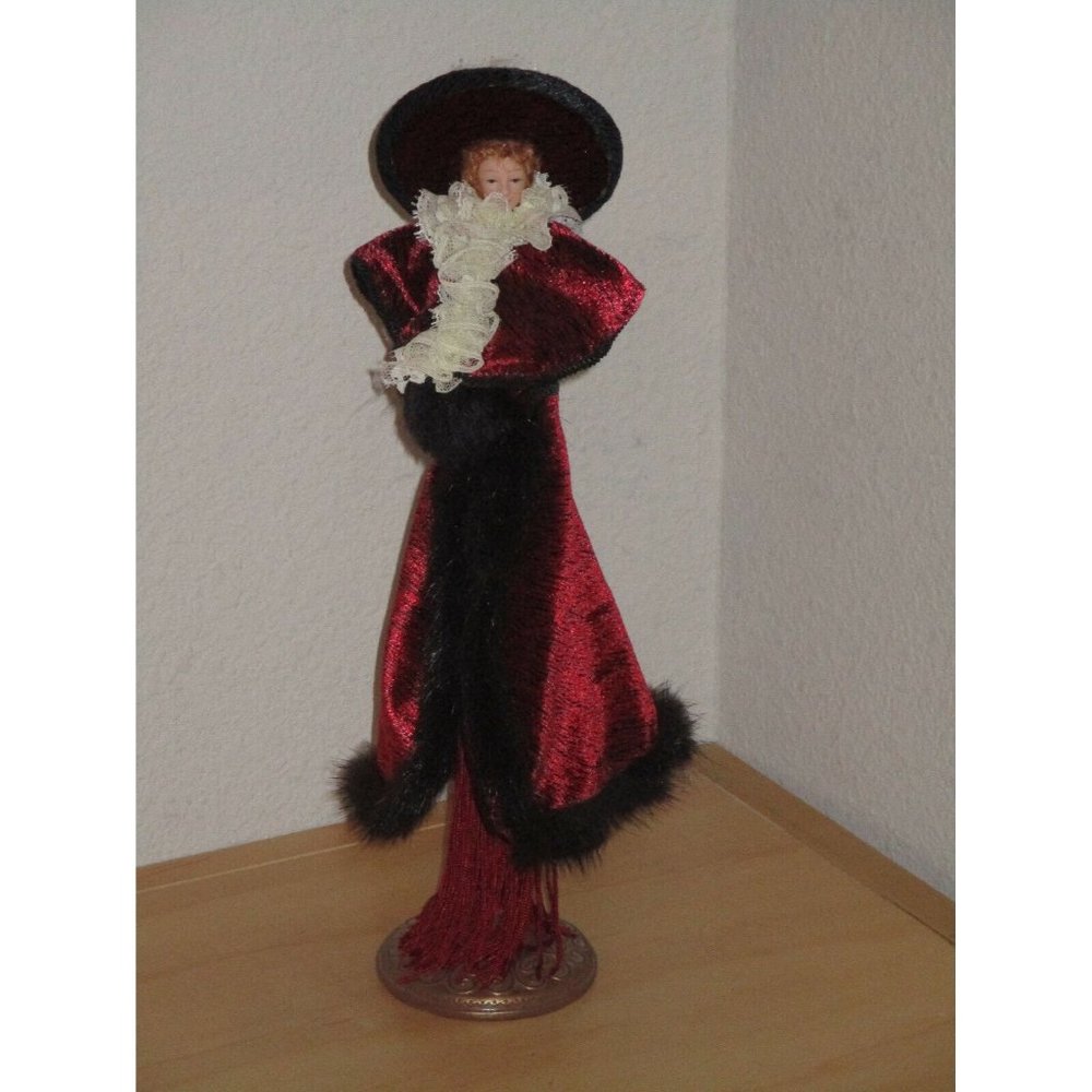 Popular Creations Victorian Dark Red Beige Lacey Scarf Long Shimmering Gown Good